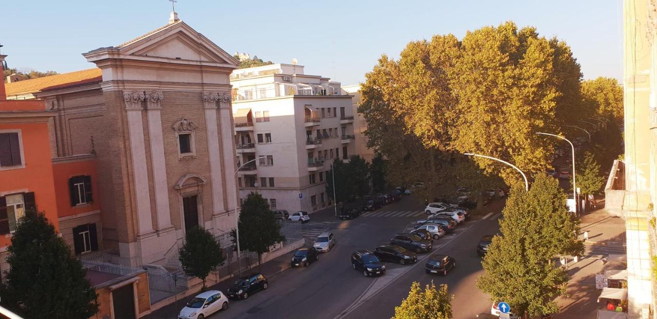 B&B Lumiere Roma Buitenkant foto